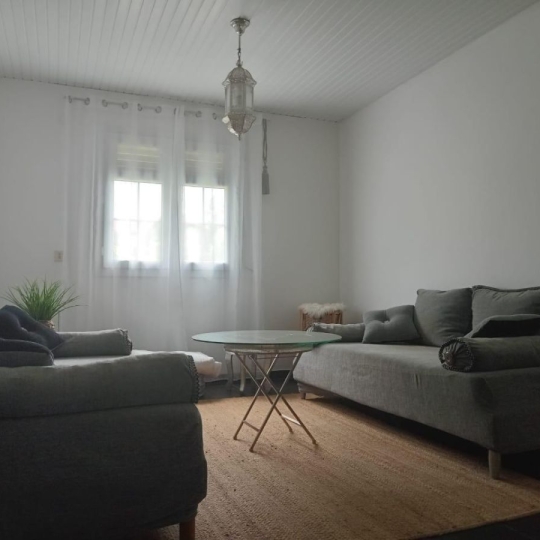  Annonces SAINTMAUR : Maison / Villa | LE LAMENTIN (97232) | 100 m2 | 1 850 &euro; 