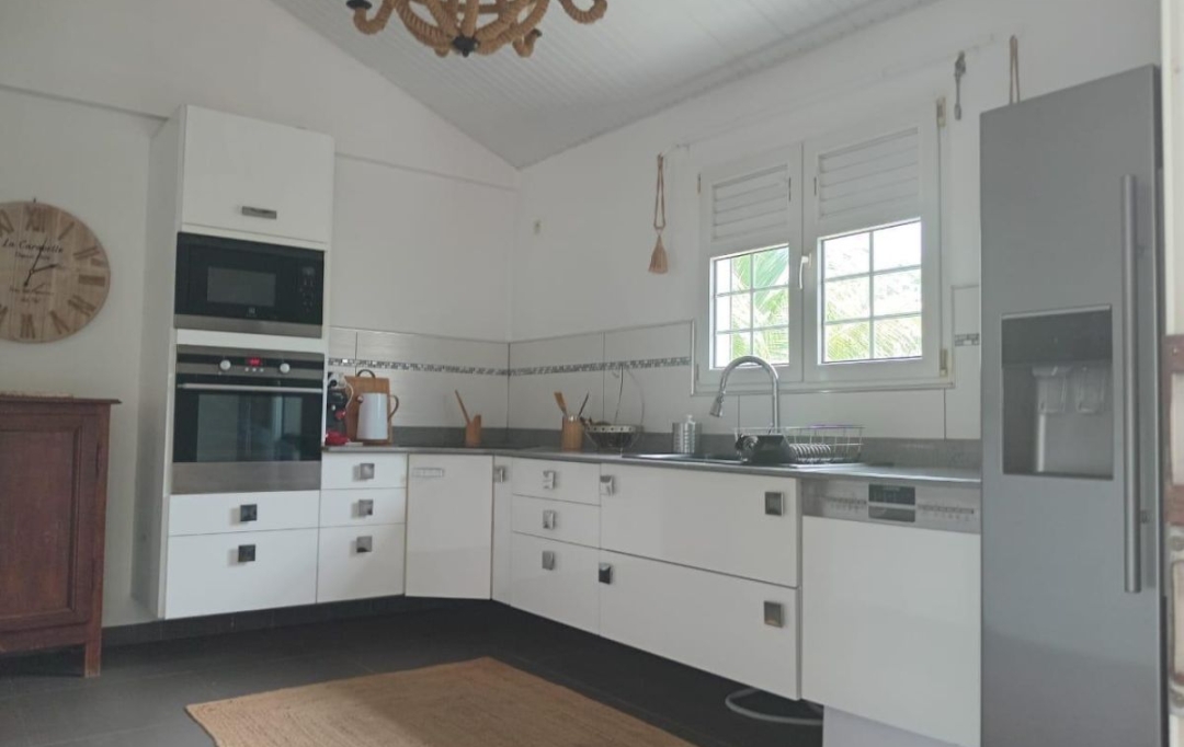 Annonces SAINTMAUR : Maison / Villa | LE LAMENTIN (97232) | 100 m2 | 1 850 &euro; 